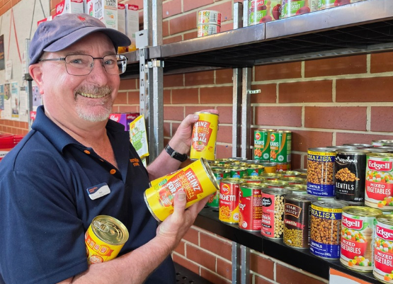 community_pantries_christmas_food_donations_canberra_charity_1